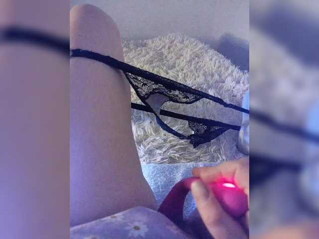 amazingtits-5D's BongaCams show and profile