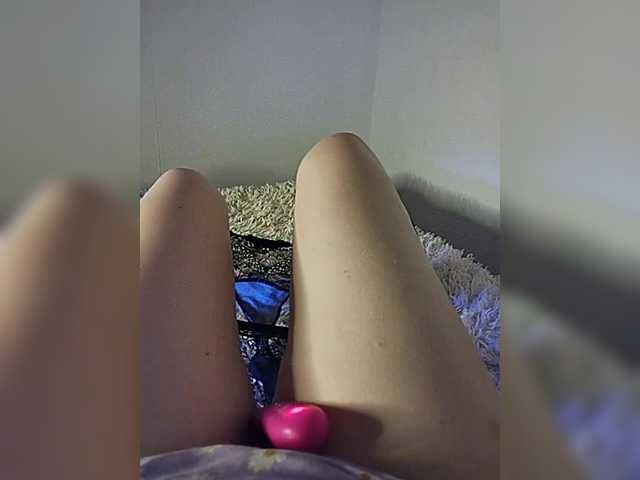 amazingtits-5D's BongaCams show and profile