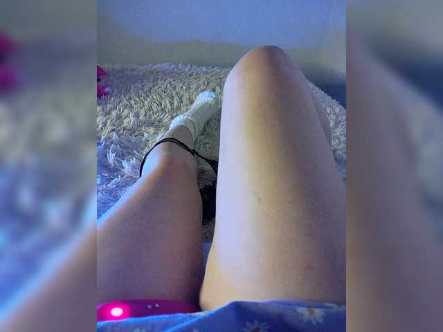 amazingtits-5D's BongaCams show and profile