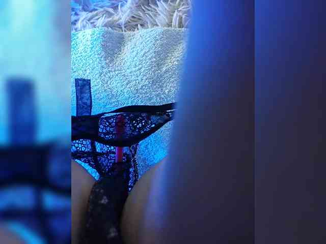 amazingtits-5D Live Webcam on BongaCams