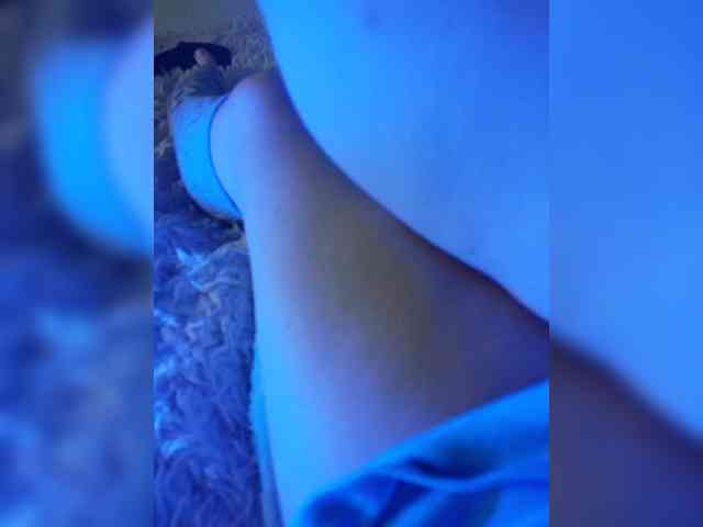 amazingtits-5D Live Webcam on BongaCams