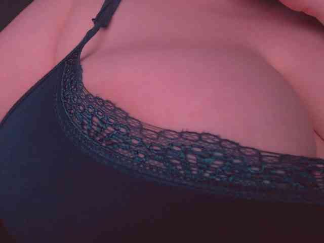 nude webcam Amazingtits-5D