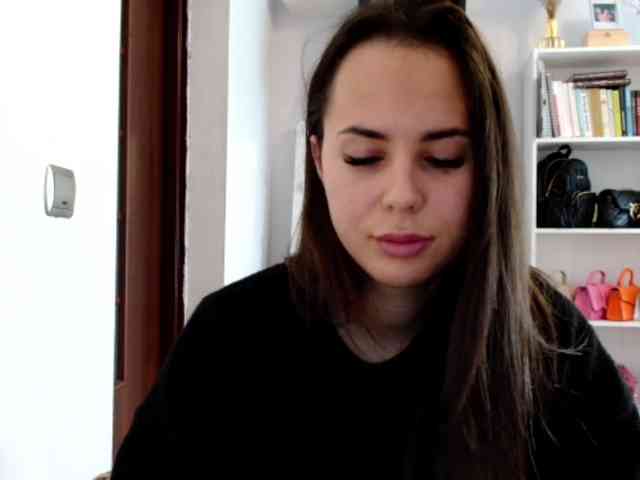 Mayaalovely webcam