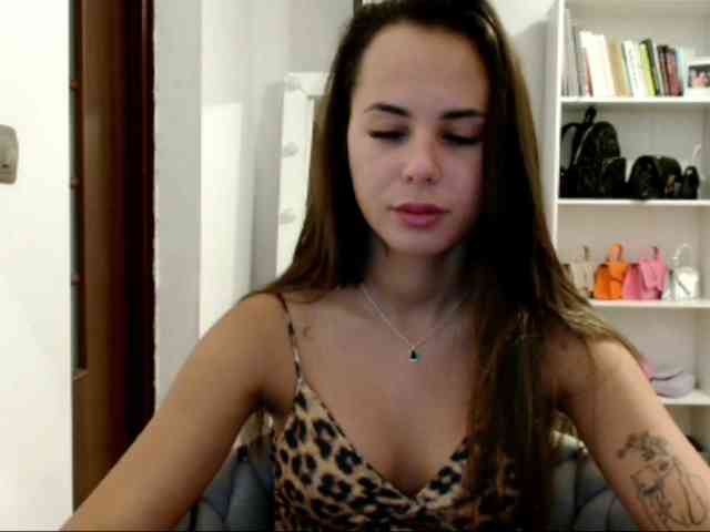 Mayaalovely webcam