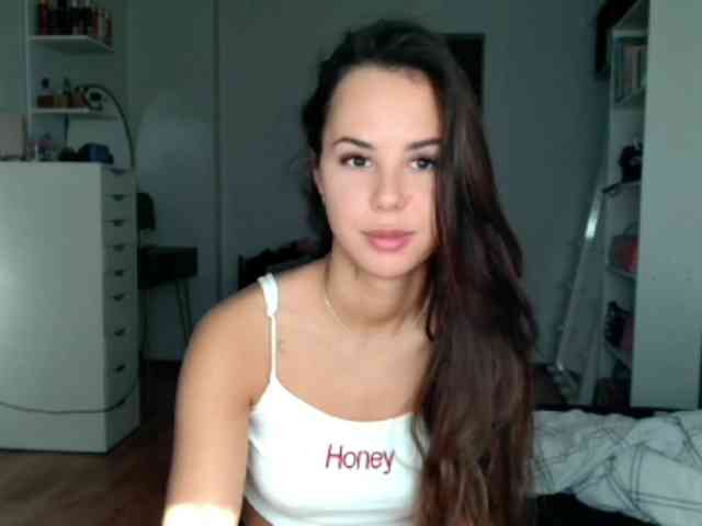 Mayaalovely webcam