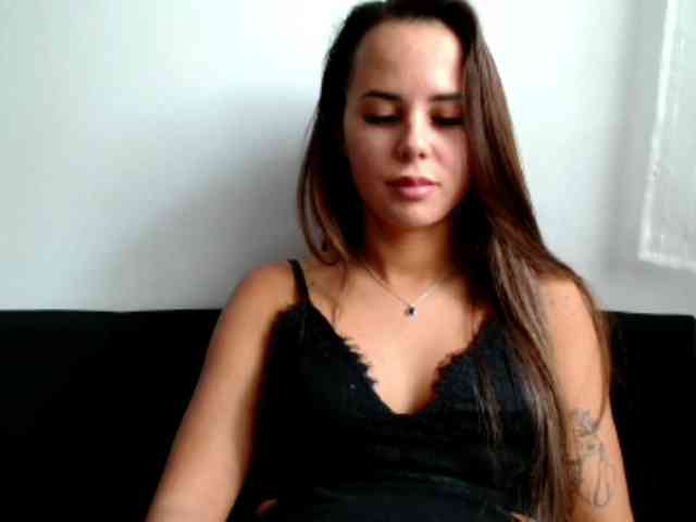 Mayaalovely webcam