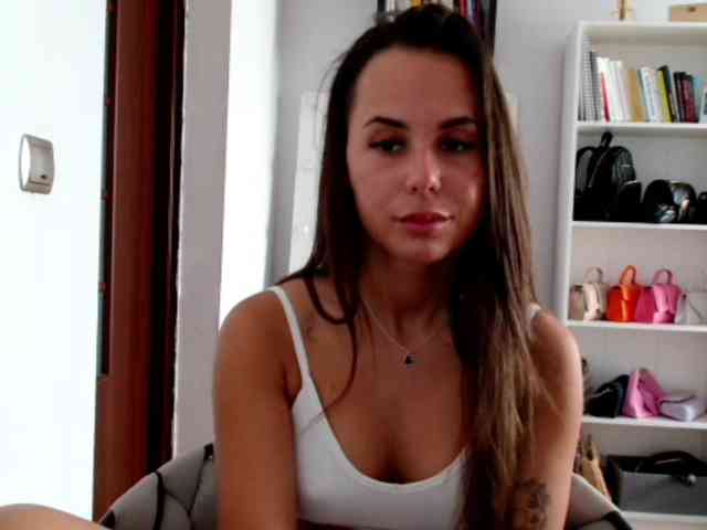 Mayaalovely webcam