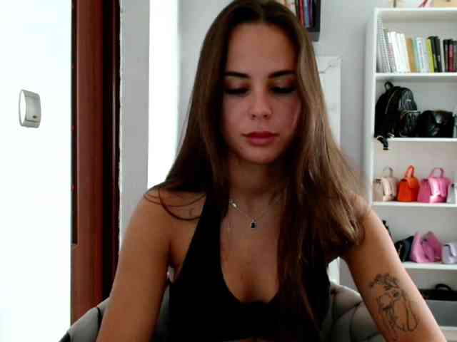 Mayaalovely webcam