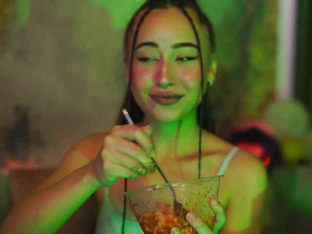 CarlaGavin webcam