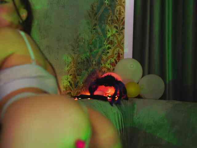 CarlaGavin webcam