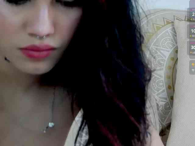 YasminStorm webcam