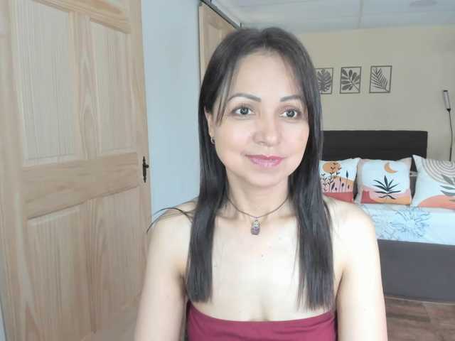 Carlin1511 Live Cam on BongaCams