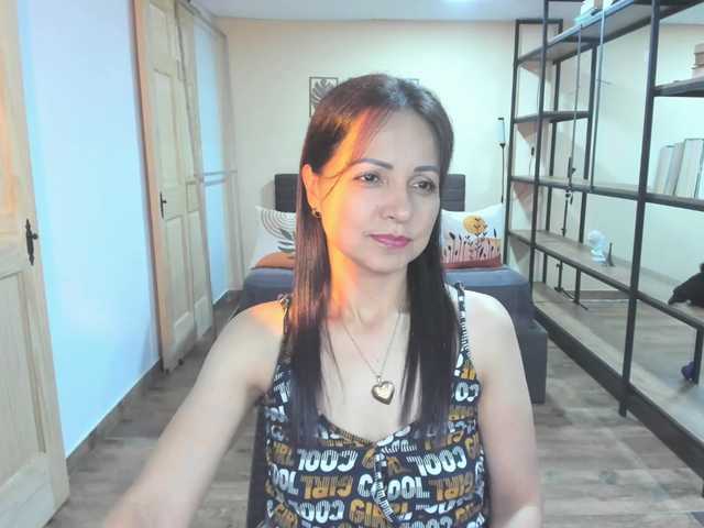 Carlin1511's BongaCams show and profile