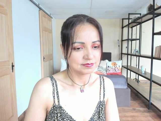 Carlin1511's BongaCams show and profile