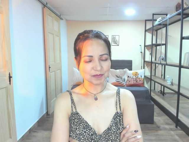 Carlin1511's BongaCams show and profile