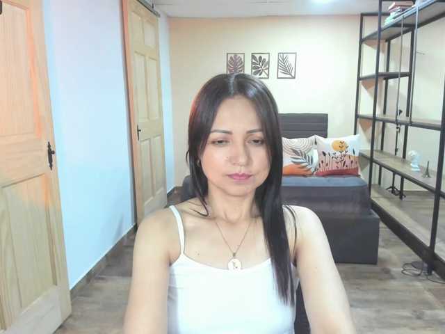 Carlin1511's BongaCams show and profile