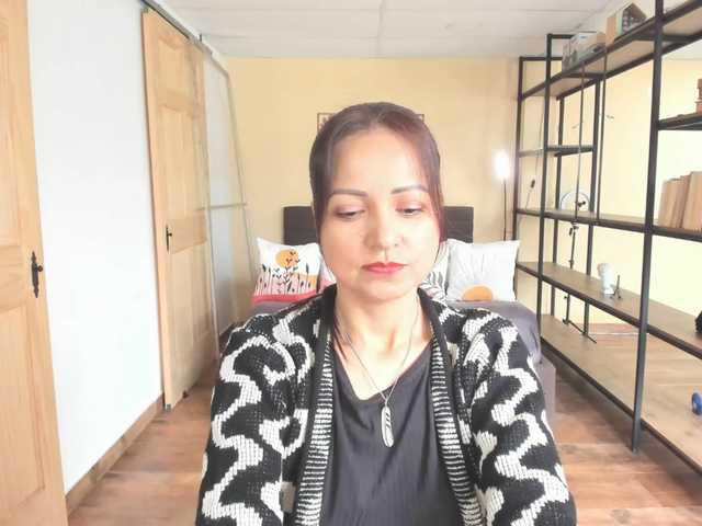 Carlin1511's BongaCams show and profile