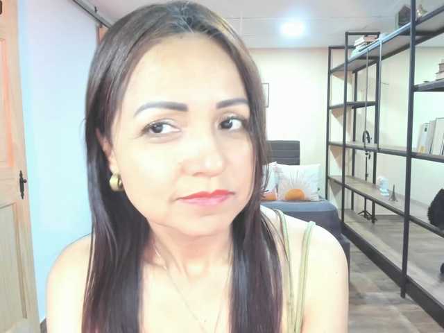 Carlin1511's BongaCams show and profile