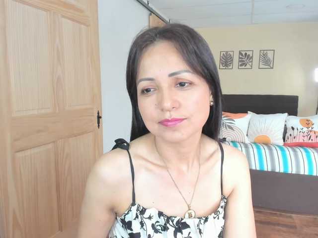 Carlin1511's BongaCams show and profile