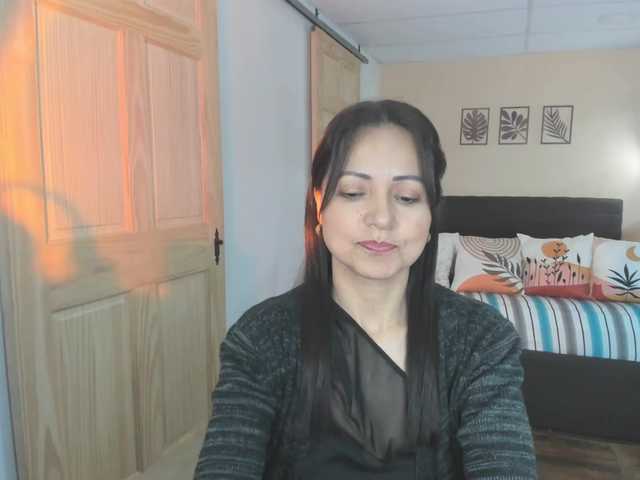 Carlin1511's BongaCams show and profile