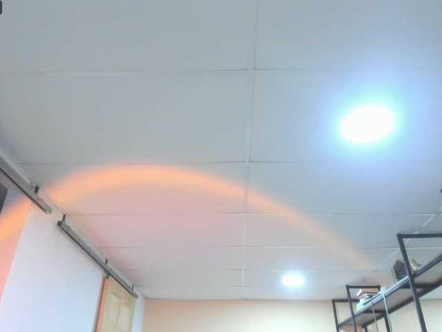 Carlin1511's BongaCams show and profile