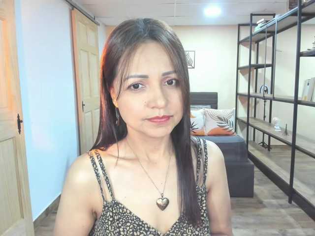 Carlin1511's BongaCams show and profile