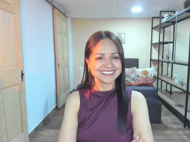 Carlin1511's BongaCams show and profile