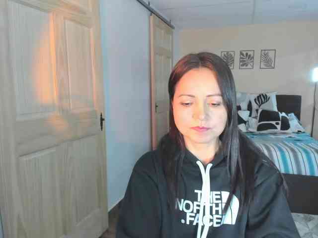 Carlin1511 webcam