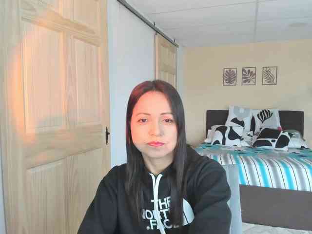 Carlin1511 webcam
