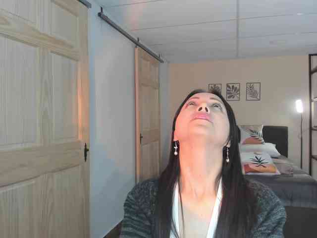 Carlin1511 webcam