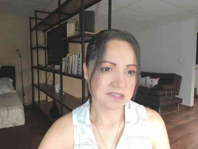 Carlin1511 webcam