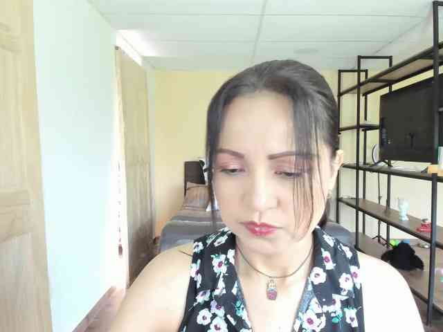 Shaved latina, Shaved grannies, Group chat for 20 39 tokens, Full privates ..., stripcht 7