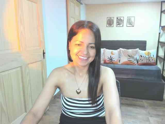 Carlin1511 Live Webcam on BongaCams