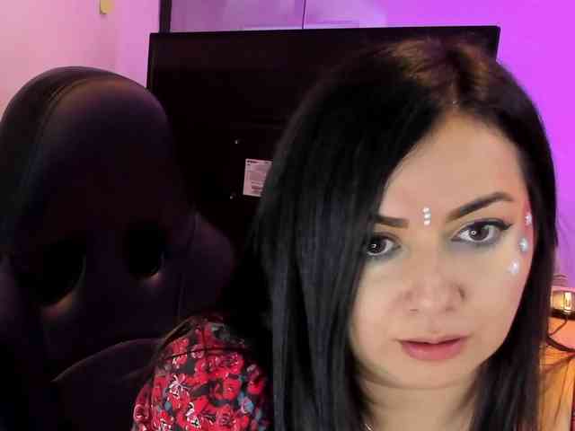 KimKaliifa webcam