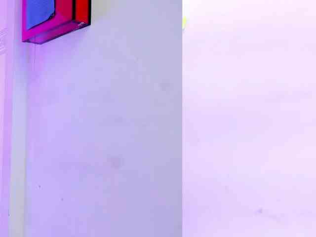 KimKaliifa webcam