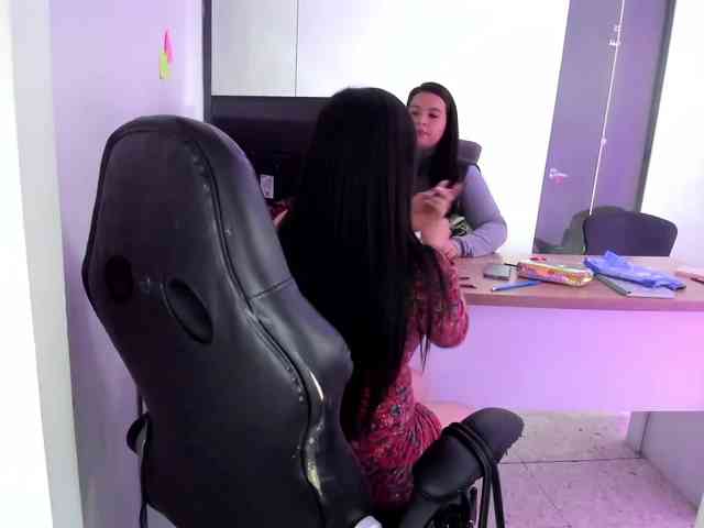 KimKaliifa webcam