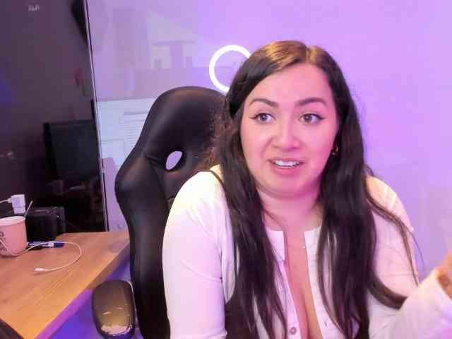 KimKaliifa webcam