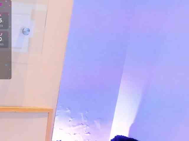 KimKaliifa webcam