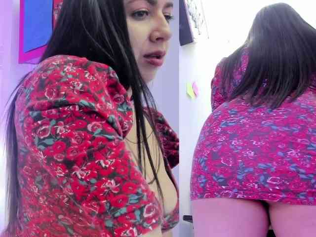 KimKaliifa webcam