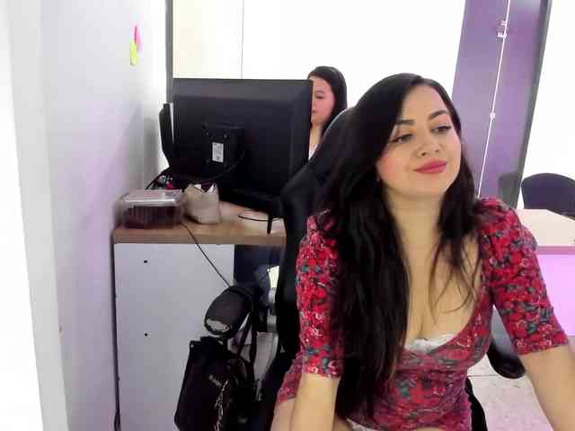 KimKaliifa webcam