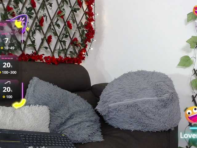 le modèle GeorginaBianco est en webcam porno dans un show sur le site bongacams, il possède les tags suivants: Latino/Hispanic,Brunette,Shaved