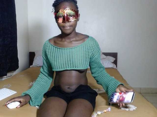 Kittysugar's BongaCams show and profile