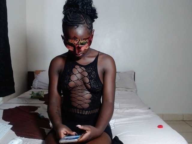 Kittysugar's BongaCams show and profile