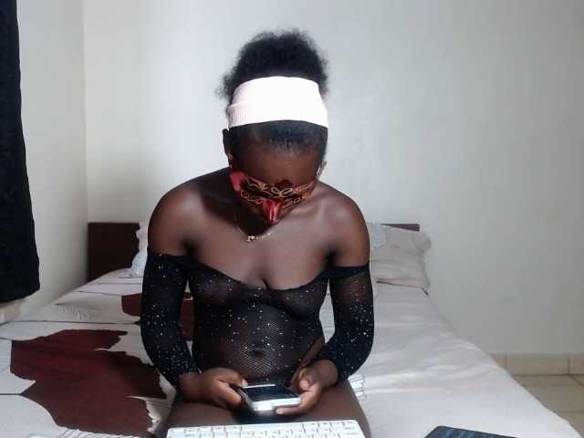 Kittysugar's BongaCams show and profile