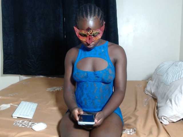 Kittysugar's BongaCams show and profile