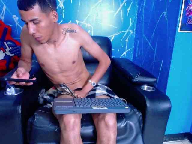 JordanKleinn Live Webcam on BongaCams