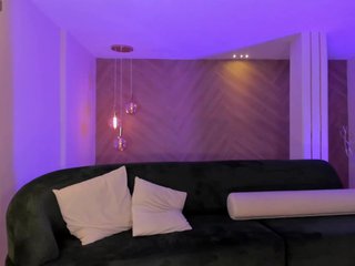 CandaseRussell Porn Show