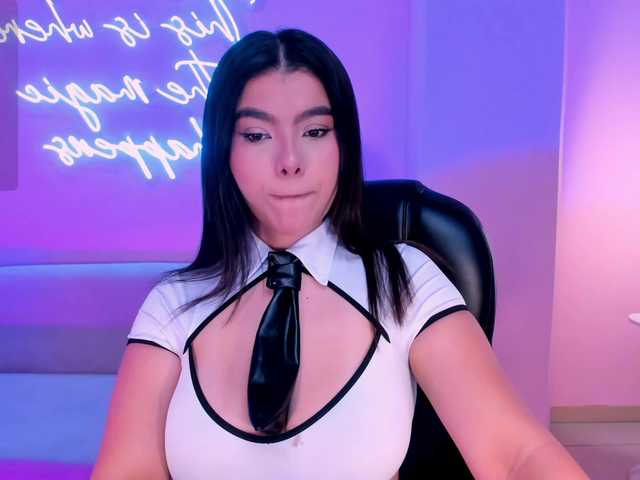 Watch 21 years old CandaseRussell from BongaCams CandaseRussell from BongaCams