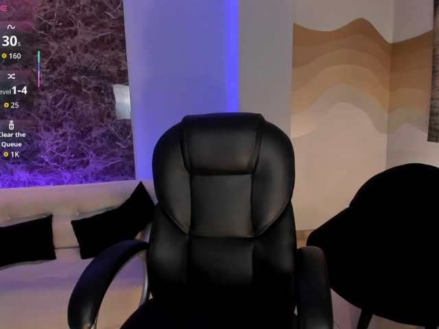 CandaseRussell's BongaCams show and profile