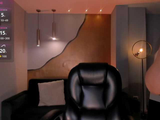 CandaseRussell's BongaCams show and profile